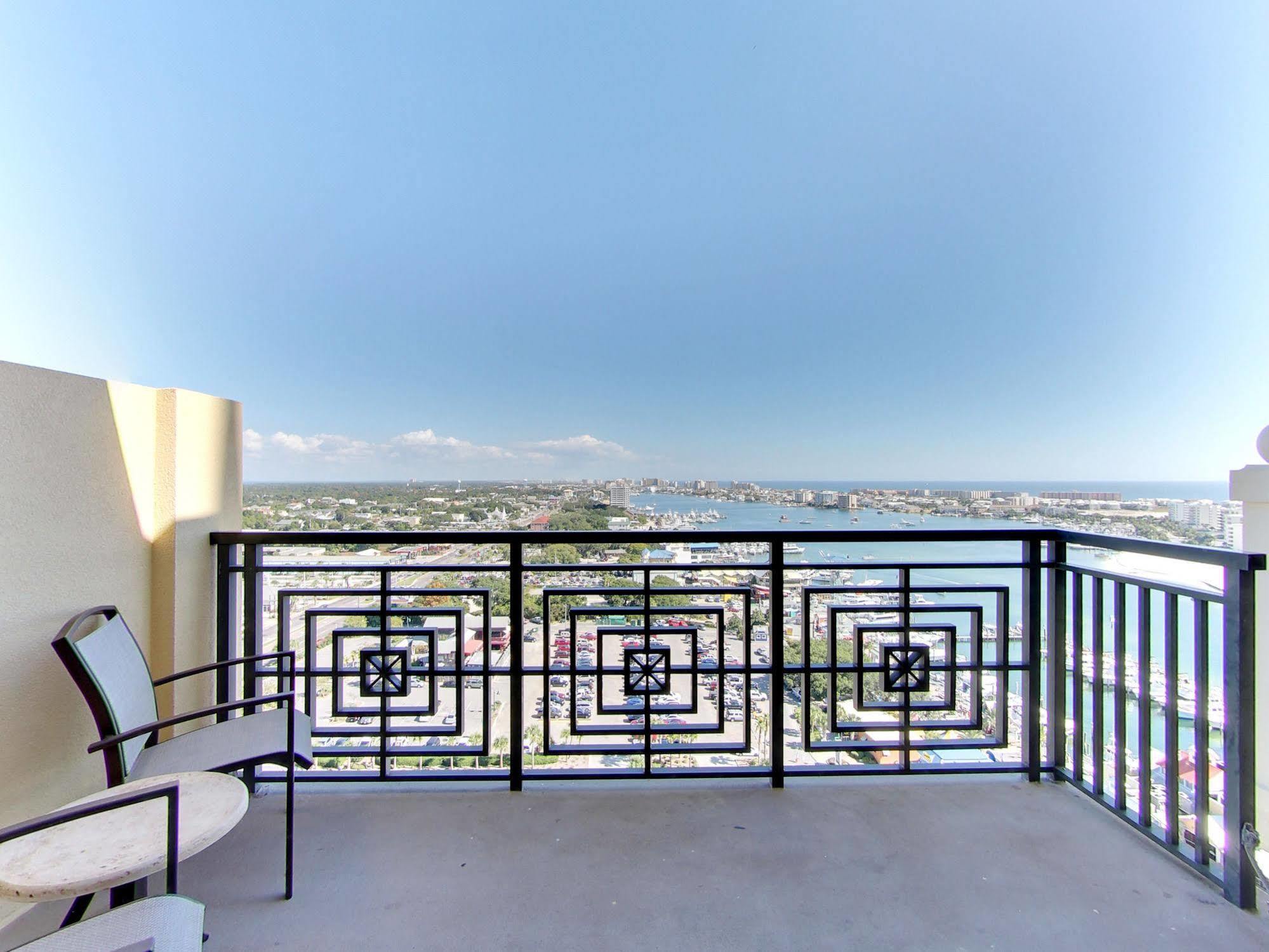 Emerald Grande Condominiums At Harborwalk Village Destin Extérieur photo